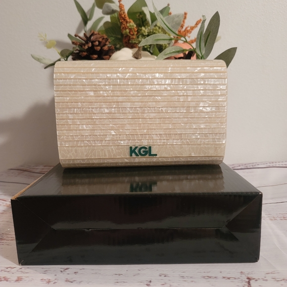 Crystal Embellished Party Clutch KURT GEIGER LONDON - Picture 10 of 13